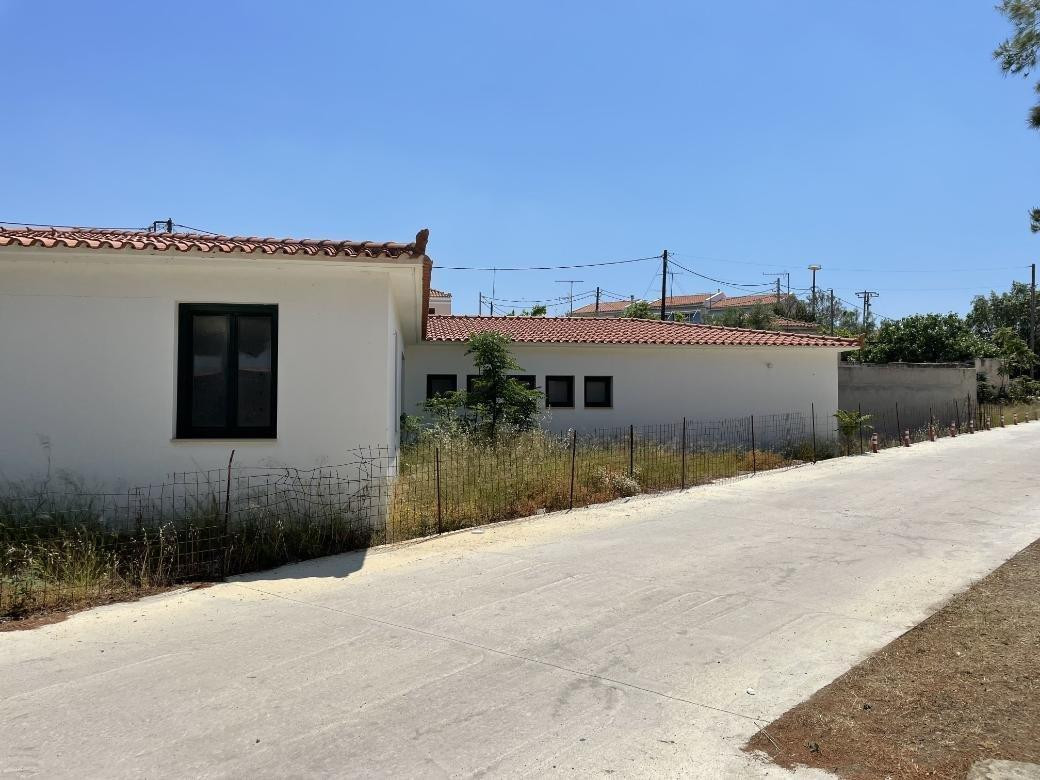 Κτίριο γραφείων, Αίγινα