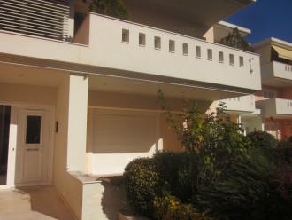 Αποθήκη, Καλύβια