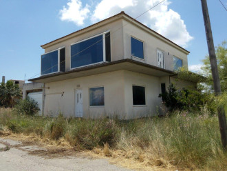 Μεζονέτα και κατάστημα, Αλμυράκι Μεσολογγίου