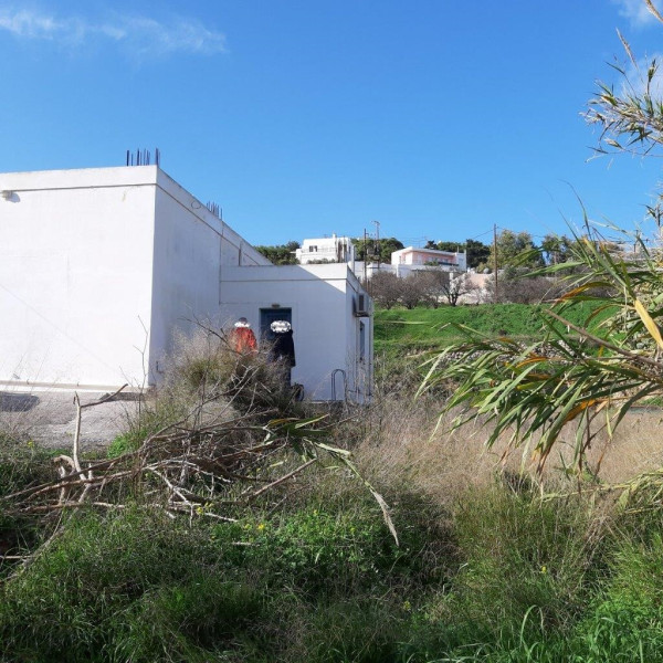 Retail store, Talanta, Syros