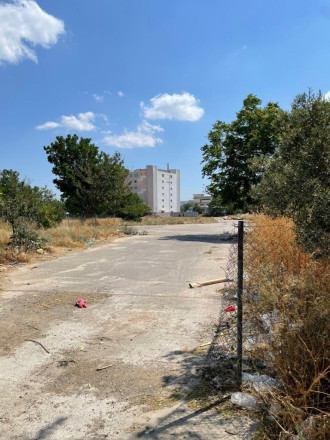 Οικόπεδο, Ταύρος