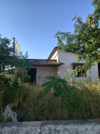 Μονοκατοικία, Καραίικα