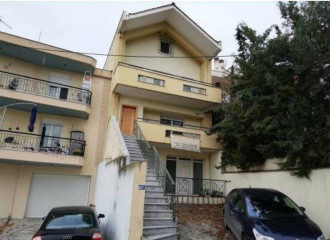 Οικοδομή κατοικιών, Τρίλοφος