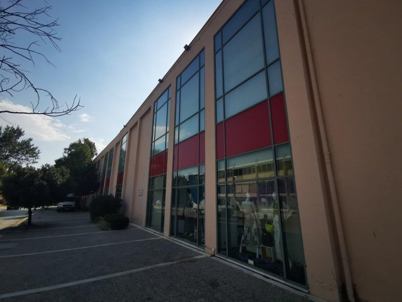 Retail store building, Elefsina