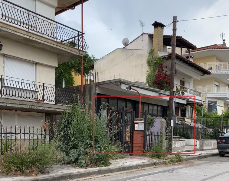 Retail store, Neoi epivates, Thessaloniki