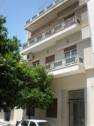 Μισθωμένο διαμέρισμα, Ταμπούρια 