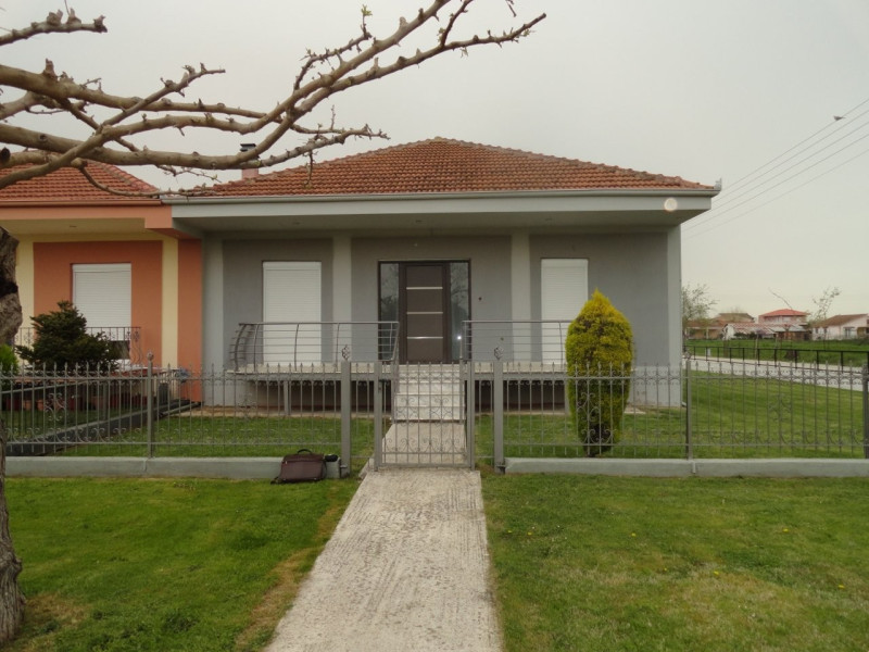Unfinished detached house, Karditsa