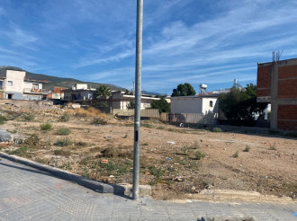 Οικόπεδο, Άνω Λιόσια