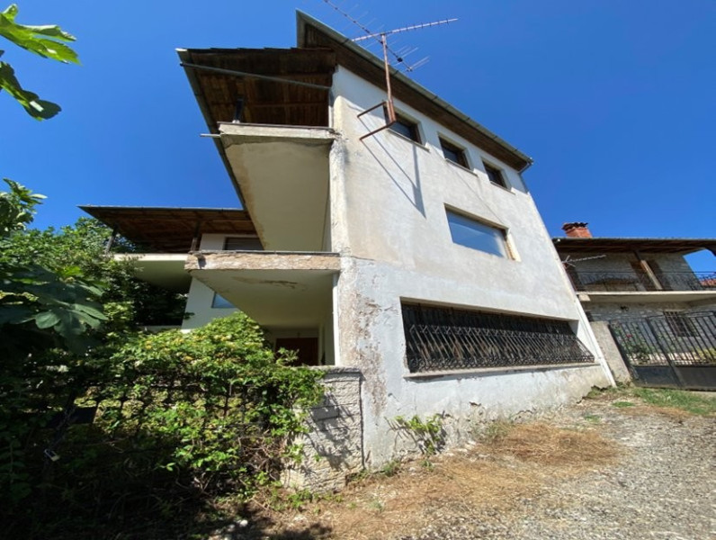 Incomplete Residential Building, Ioannina