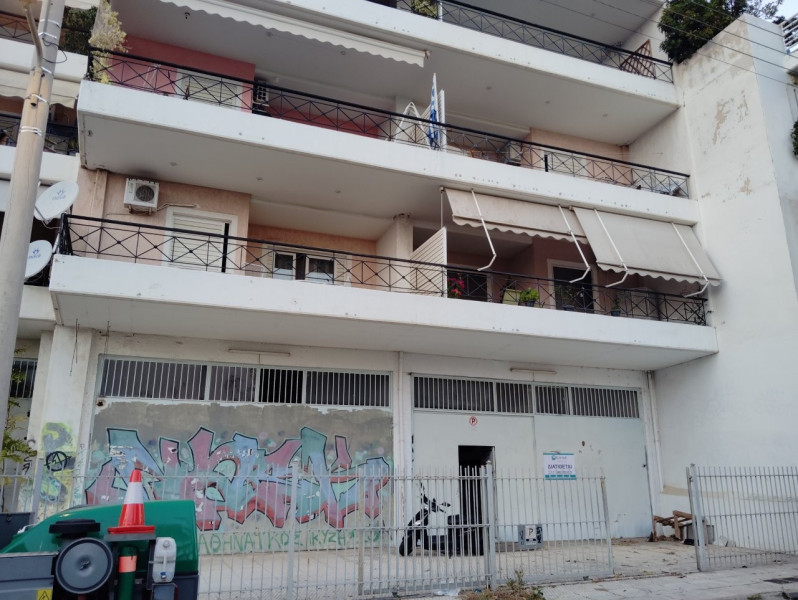 Commercial Store, Tourkovounia