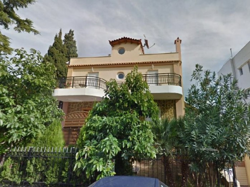 Independent vertical residence, Palaio Psychiko