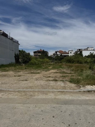 Οικόπεδο, Καλοχώρι