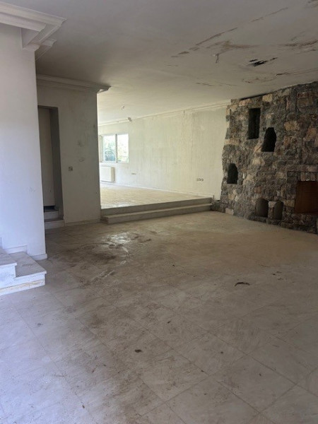 Αutonomous house , Ekali